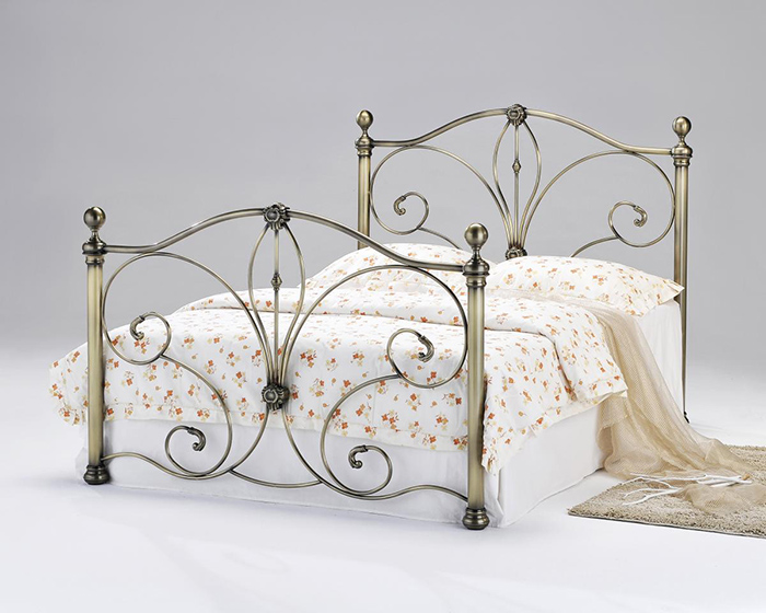 Diane Antique Brass Bedsteads From